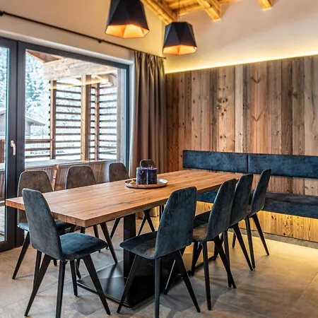 Semesterbostad The Village - Stone House *