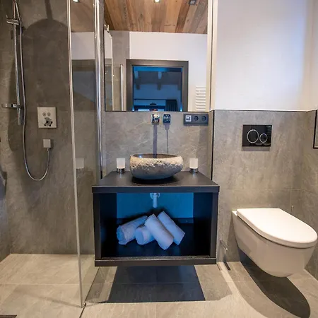 The Village - Stone House Casa vacanze