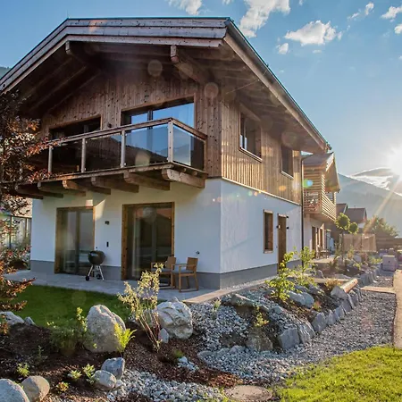 Дом отдыха The Village - Stone House *