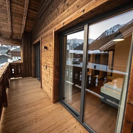 Дом отдыха The Village - Stone House