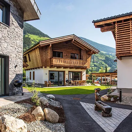 The Village - Stone House Semesterbostad *